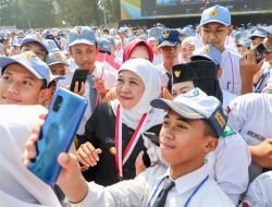 Siapkan Program ‘Ramadhan Produktif’ Selama Libur Sekolah, Gubernur Khofifah Ajak Murid Jatim Aktif Belajar dan Beribadah