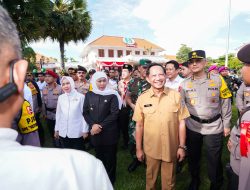 Gubernur Khofifah Ikuti Apel Gelar Pasukan Operasi Ketupat 2025 Yang Dipimpin KAPOLRI, Pastikan Seluruh Instansi di Jatim Siap Wujudkan Lebaran Aman, Lancar dan Nyaman