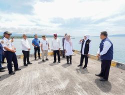 Gubernur Khofifah Meninjau  Kesiapan Operasional Kapal Cepat Banyuwangi-Denpasar