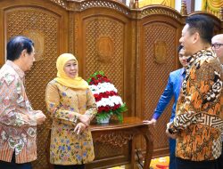 Pasca Kebijakan Tarif 32 Persen Produk Eksport Indonesia Oleh Presiden Amerika, Gubernur Khofifah Ajak Apindo Jatim Siapkan Langkah Intervensi Jaga Produktivitas Ekspor Hindari PHK