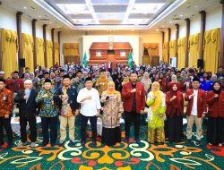 Buka Simposium IMMawati, Gubernur Khofifah Ungkap Peran Perempuan Aktor Utama Pengawal Arah Bangsa