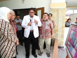Gubernur Khofifah Apresiasi Program Yankes Bergerak Tahap 1 Berhasil Layani 406 Warga Pulau Raas, Dekatkan Layanan Kesehatan untuk Warga Kepulauan