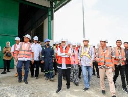 Peringati Hari Pasar Modal Indonesia ; Gubernur Khofifah Ajak Masyarakat Cerdas Berinvestasi di Era Digital
