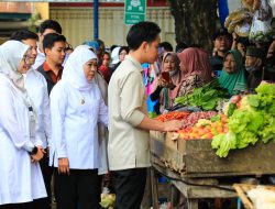 Wapres Gibran dan Gubernur Khofifah Blusukan ke Pasar Rogojampi Banyuwangi, Pastikan Stok Bahan Pokok Aman dan Harga Terkendali