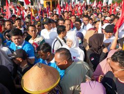 Gubernur Khofifah, Pangdam V/Brawijaya dan Imam Besar Masjid Al-Akbar Bersama Puluhan Ribu Masyarakat Semarakkan Jalan Sehat Tahun Baru Islam 1447 Hijriah