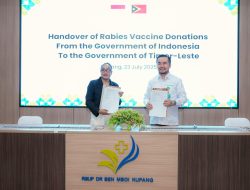 Indonesia Serahkan 2.000 Vial Vaksin Anti Rabies kepada Pemerintah Timor Leste