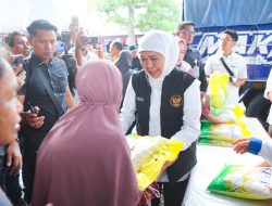 Gelar Pasar Murah di Tulungagung, Gubernur Khofifah: Upaya Dekatkan Akses Bahan Pokok Terjangkau untuk Masyarakat
