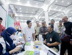 Efisiensi dan Pencegahan Penyakit, Menko PMK Pratikno Dorong CKG di Kantor