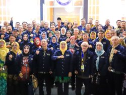 Bangun Negeri Lewat Pengabdian Alumni, Gubernur Khofifah Ajak IKA UNAIR Ambil Peran Strategis dalam Diplomasi Antarbangsa