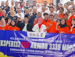 Lepas Wanala UNAIR , Hari ini Bergabung Tim Ekspedisi 80 Gunung Arjuno, Gubernur Khofifah Pesankan Wejangan Sunan Kalijaga : Urip Iku Urup: