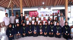 Sosialisasi NIB dan Sertifikasi Halal, Mahasiswa KPM Ajak Warga Mojokambang Tingkatkan Daya Saing Usaha