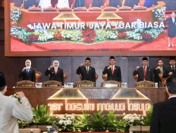 Gubernur Khofifah Bersama Pimpinan DPRD Jatim Sepakati Raperda P-APBD 2025, Fokus pada Pendidikan, Kesehatan, dan Pengentasan Kemiskinan