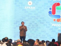 Mendagri Perintahkan Kepala Daerah Tunda Perjalanan ke Luar Negeri