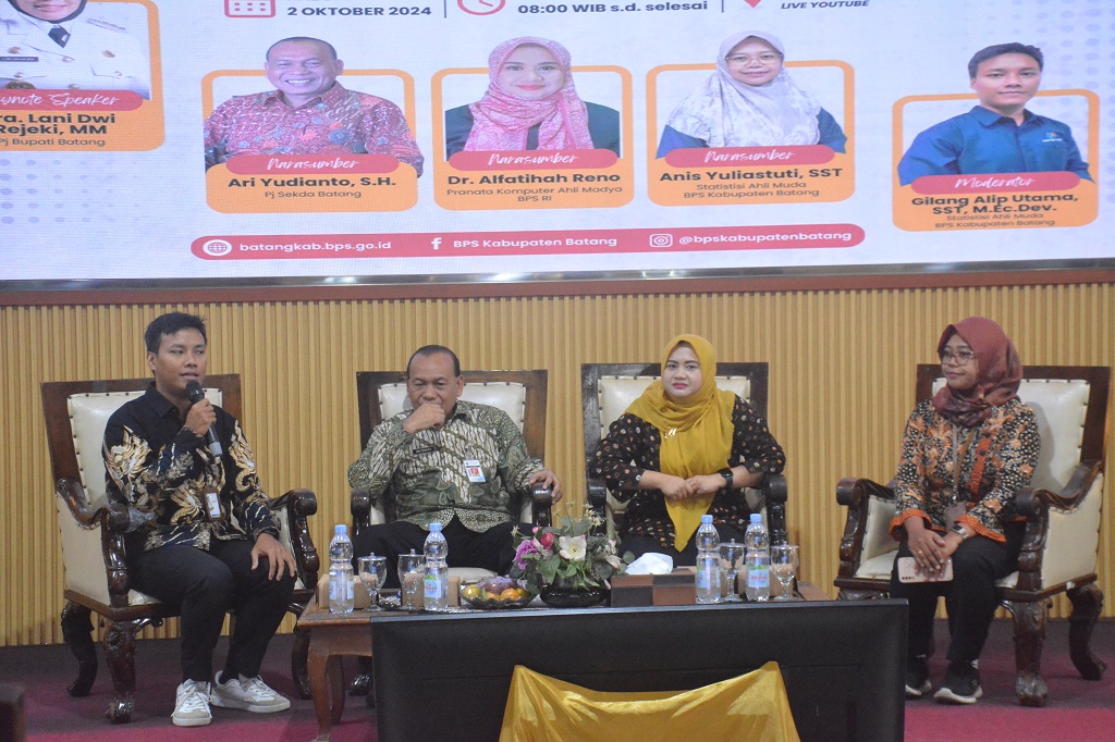 BPS Batang menggelar seminar untuk mengoptimalkan peran dari Big Data sebagai komponen penting menuju SDI, di Aula Kantor Bupati Batang.