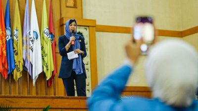Menteri Komunikasi dan Digital Meutya Hafid pada kegiatan Pengenalan Budaya Akademik dan Kemahasiswaan (PBAK) 2025