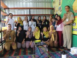 TIM PENGABDI UNSOED DORONG KWT BAROKAH LUMINTU TINGKATKAN KAPASITAS PRODUKSI OLAHAN NANAS DESA SIWARAK KECAMATAN KARANGREJA, PURBALINGGA
