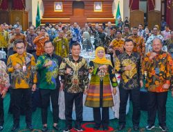 Gubernur Khofifah dan Ganjar Resmikan 11 Kerja Sama Strategis, Perkuat Sinergi Ekonomi Jawa Timur–Jawa Tengah