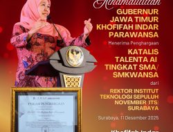 Gubernur Khofifah Terima Penghargaan “Katalis Talenta AI SMA/SMK” dari ITS Surabaya, Terus Dorong Siswa Jatim Jadi Pencipta Teknologi