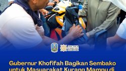 Gubernur Khofifah Bagikan Sembako untuk Masyarakat Kurang Mampu, Marbot dan Ojol di Surabaya, Sambut dan Isi Ramadhan dengan Tingkatkan Kesholehan Sosial
