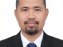 Menara Gading vs Jembatan Ilmu Landasan Teoretis bagi Publikasi Populer