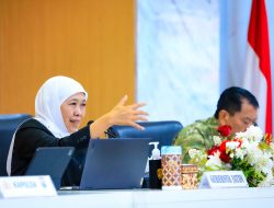 Rakor Operasi Ketupat Semeru di Polda Jawa Timur, Gubernur Khofifah Pastikan Transportasi, BBM dan Layanan Kesehatan Siap Layani Pemudik