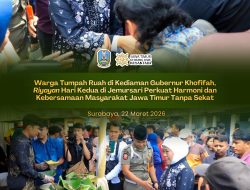 Warga Antusias Nikmati Hidangan UMKM di Hari Kedua Riyayan Idul Fitri di Jemursari, Gubernur Khofifah: Perkuat Harmoni dan Kebersamaan Masyarakat Jawa Timur Tanpa Sekat