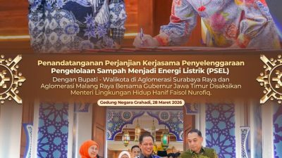 Disaksikan Menteri Lingkungan Hidup, Gubernur Khofifah dengan Tujuh Bupati/Wali Kota Teken Perjanjian Kerja Sama Pengolahan Sampah menjadi Energi Listrik: Hadirkan Lingkungan Bersih, Sehat dan Berkelanjutan di Jawa Timur