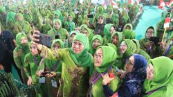 Khofifah sebagai Ketua Umum Dewan Pembina PP Muslimat NU Tegaskan: Ibu Adalah Pilar Penting di Tengah Dunia yang Bergejolak