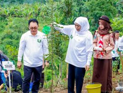 Nilai Transaksi Ekonomi KTH Jatim TW I 2026 Capai Rp367,95 Miliar, Berkontribusi 59,38 Secara Nasional. Gubernur Khofifah: Alhamdulillah, Tertinggi Nasional