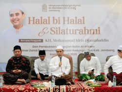 Dihadiri Kyai Idris dan Mbah Bolong, Halal Bihalal HIKAM Jombang di Ponpes Umar Zahid Semelo Jadi Momentum Teladani Keistiqamahan Abah Djamal