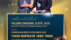 Tokoh Inspiratif 2026 Disematkan kepada Kepala Biro Adpim Jatim, Perkuat Media Berkelanjutan