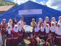 Mahasiswa STIHMAT Bantu Warga Yang Terdampak Bencana Hidrometeorologi Melalui Program Mahasiswa Berdampak Dari Kemendiktisaintek