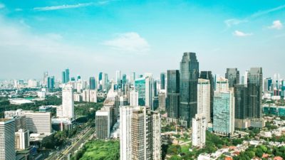 Pemerintah menegaskan Kesesuaian Kegiatan Pemanfaatan Ruang (KKPR) sebagai pintu awal dalam perizinan berusaha. Kebijakan ini dirancang untuk memastikan setiap aktivitas ekonomi berjalan sesuai tata ruang, sekaligus mencegah konflik lahan yang selama ini menjadi penghambat investasi. (Foto Istimewa/Humas ATR/BPN)