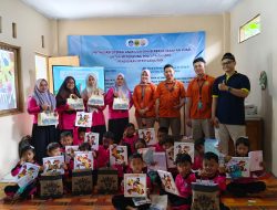 Dosen dan Mahasiswa UNJ Laksanakan P2M di Cisaat melalui Pelatihan Guru dan Pembelajaran Digital Berbasis Kearifan Lokal