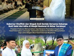 Idul Adha di Surabaya, Gubernur Khofifah dan Wagub Emil Dardak Salat Bersama Ribuan Jamaah