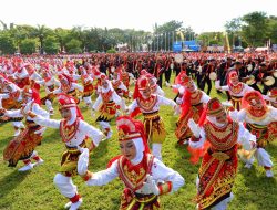 Kuntulan Ewon Banyuwangi Jadi Sorotan di Peringatan Hardiknas