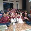 Mahasiswa Untirta Edukasi Budidaya Bayam Hidroponik  Menggunakan Rockwool dan Botol Bekas sebagai Upaya Mendukung  Ketahanan Pangan