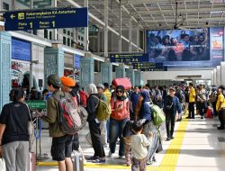 Liburan Makin Murah! Pemerintah Diskon Tiket Kereta, Kapal, hingga Pesawat