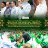 Gubernur Khofifah Dampingi Menko Pangan Zulhas Salurkan Sembako untuk Ojol dan Warga Rentan di Gresik