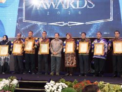 Kabiro Adpim Jatim Raih Jawa Pos Radar Surabaya Awards 2026, Dinobatkan sebagai Pemimpin Komunikasi Publik Inklusif