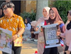Sapa Warga di CFD Malang, Mahasiswa Ilmu Komunikasi UMM dan Anjani Batik Gelar Workshop Membatik Bernuansa Piknik