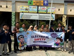 Mahasiswa Teknik Elektro President University Sukses Gelar Edukasi Keselamatan Listrik Interaktif bagi Siswa Kelas 6 SDN Simpangan 03 