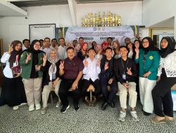 UNJ Perkuat Teaching Factory Coffee Shop melalui Pelatihan Barista dan Produksi Cookies di SLBN 2 Central Kota Cimahi
