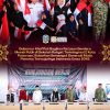 Gubernur Khofifah Bersama Danjen Akademi TNI Bagikan Ratusan Bendera Merah Putih di Sekolah Rakyat Terintegrasi 2 Kota Pasuruan, Tegaskan Generasi Muda adalah Penentu Terwujudnya Indonesia Emas 2045