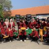 Mahasiswa KPM 04 UNIPDU Edukasi Pemilahan Sampah dan Sediakan Tempat Sampah di Jatibanjar