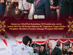 Gubernur Khofifah Kukuhkan 76 Paskibraka Jatim untuk HUT ke-81 RI, Ajak Perkuat Semangat Kebangsaan