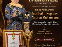 Gubernur Khofifah Terima Penghargaan Jasa Bakti Koperasi Nayaka Mahambara dari Menteri Koperasi, Jatim Pelopor Pembinaan Koperasi Sehat, Mandiri dan Berdaya Saing