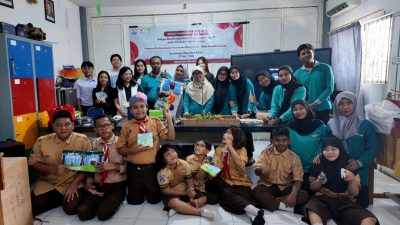Peduli Siswa Berkebutuhan Khusus, UBAYA Kembangkan Media Pembelajaran Integratif SLB Bakti Asih Surabaya