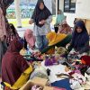 Bukan Sekadar Membuat Tote Bag, UBAYA Tanamkan Semangat Mandiri kepada Ibu-Ibu Sidoarjo