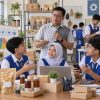 SMKN 5 Surabaya Dorong Produk Sekolah Naik Kelas